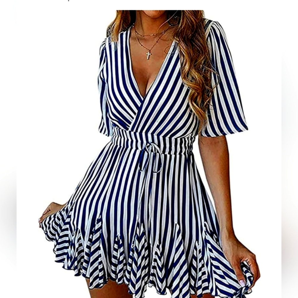 🌟☀️ Woman's stripped ruffle hem dress ☀️🌟